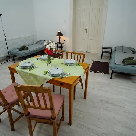 Szorcsik Ház 1913 Appartamento Senta