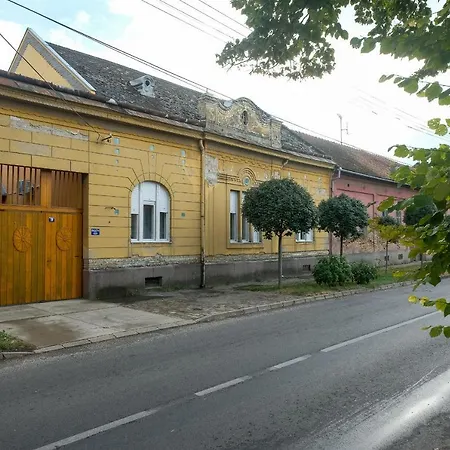 Apartament Szorcsik Haz 1913 Senta